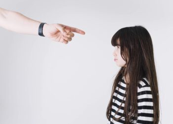 Przemoc w&nbsp;rodzinie? Reaguj, nie&nbsp;milcz!