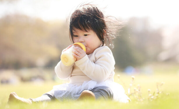 Od prawidłowej diety nie ma wakacji! Żywienie niemowląt podczas letnich wyjazdów.